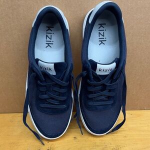 Kizik Men's Dark Blue Sneakers